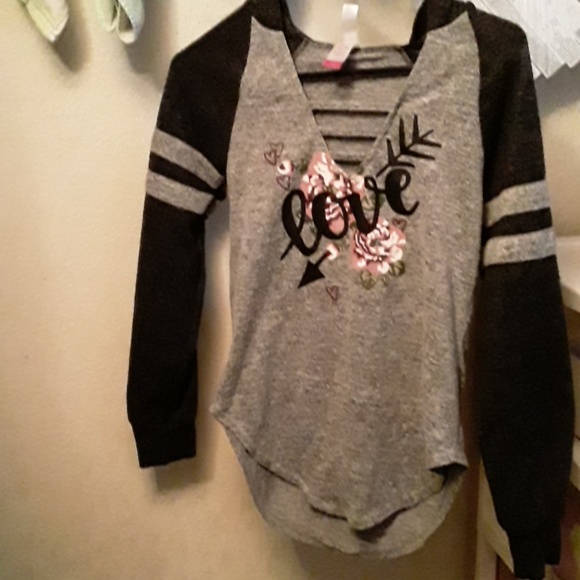 Hoodie OFFERS to likers - Picture 2 of 2